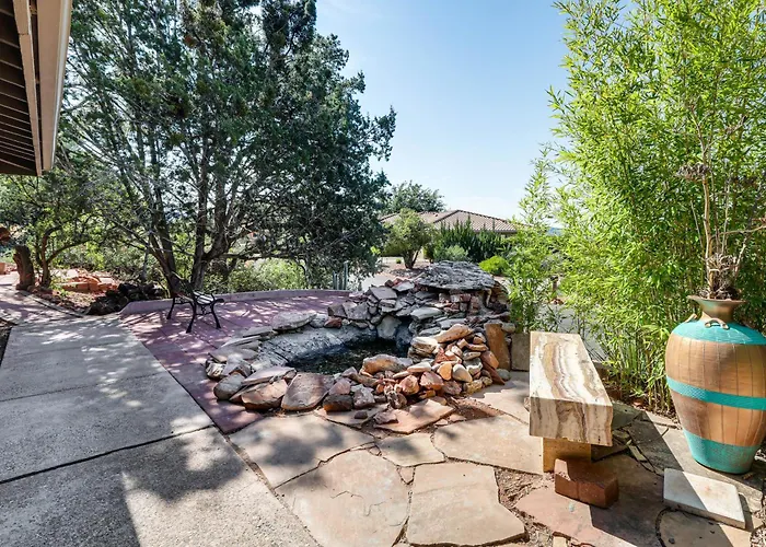 Hot Tub & Mountain Views: Spacious In *